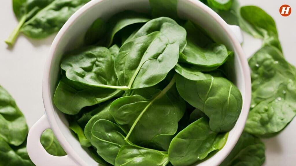 Spinach leaves